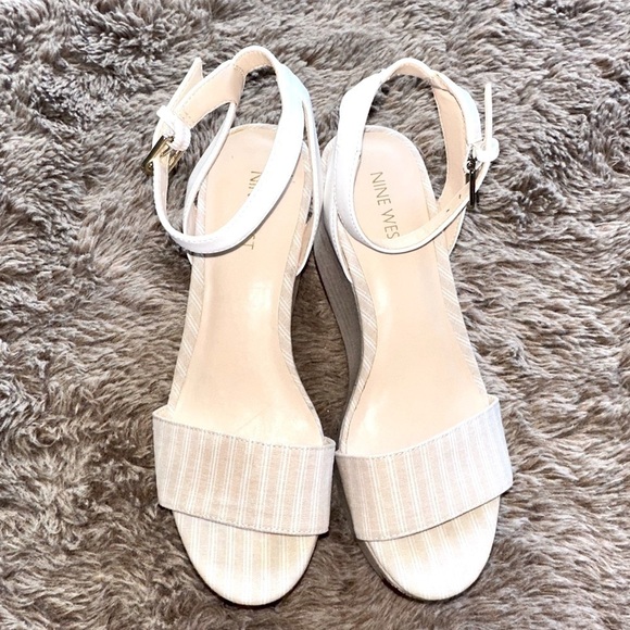 Nine West Wedge Heels - Picture 3 of 10